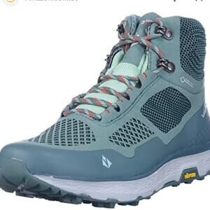 Vasque breeze LT hiking boots 7 women’s